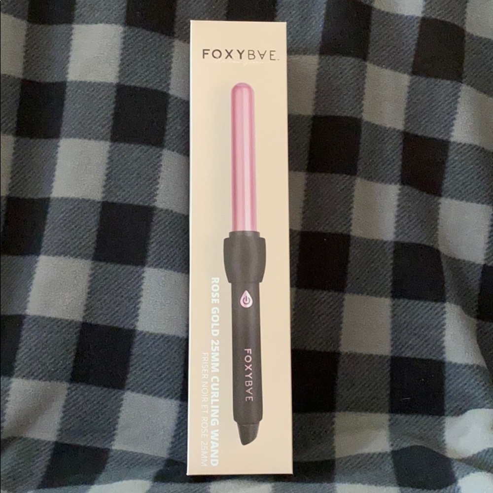 Brand New FOXYBAE Rose Gold 25mm Curling Wand